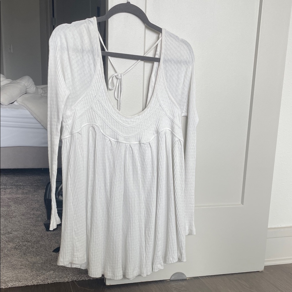 Free People White Long-Sleeve Scoop Neck Tunic Top